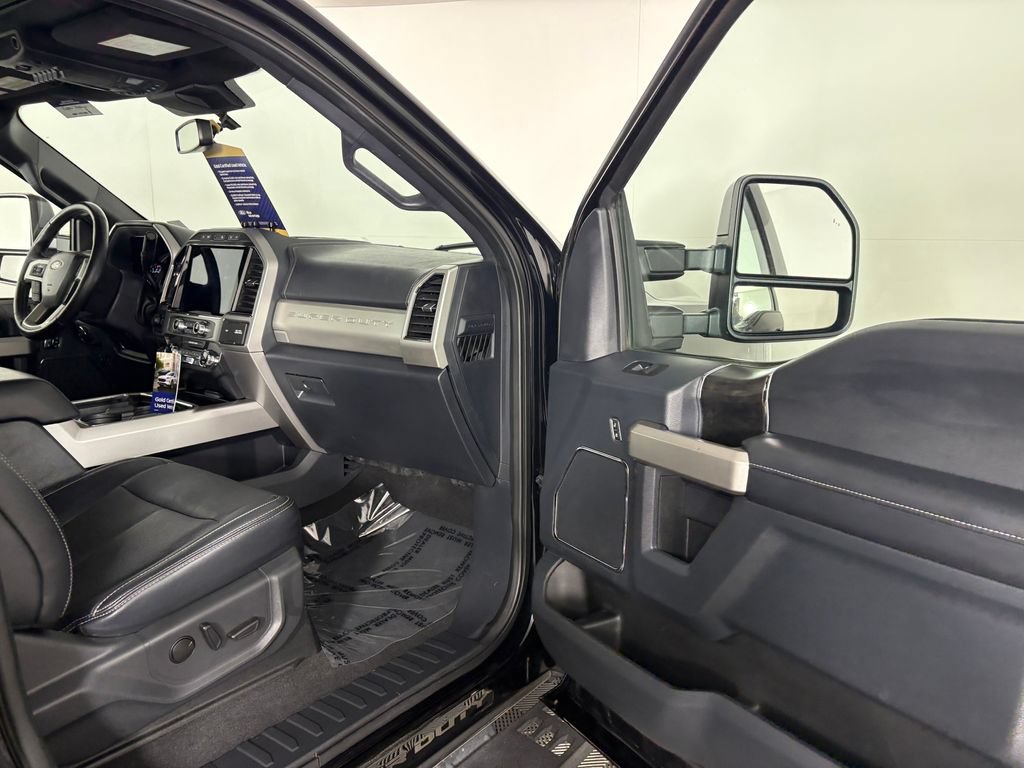 Certified 2022 Ford F250 Lariat w/ Tremor Off-Road Package AWD/4WD image 36