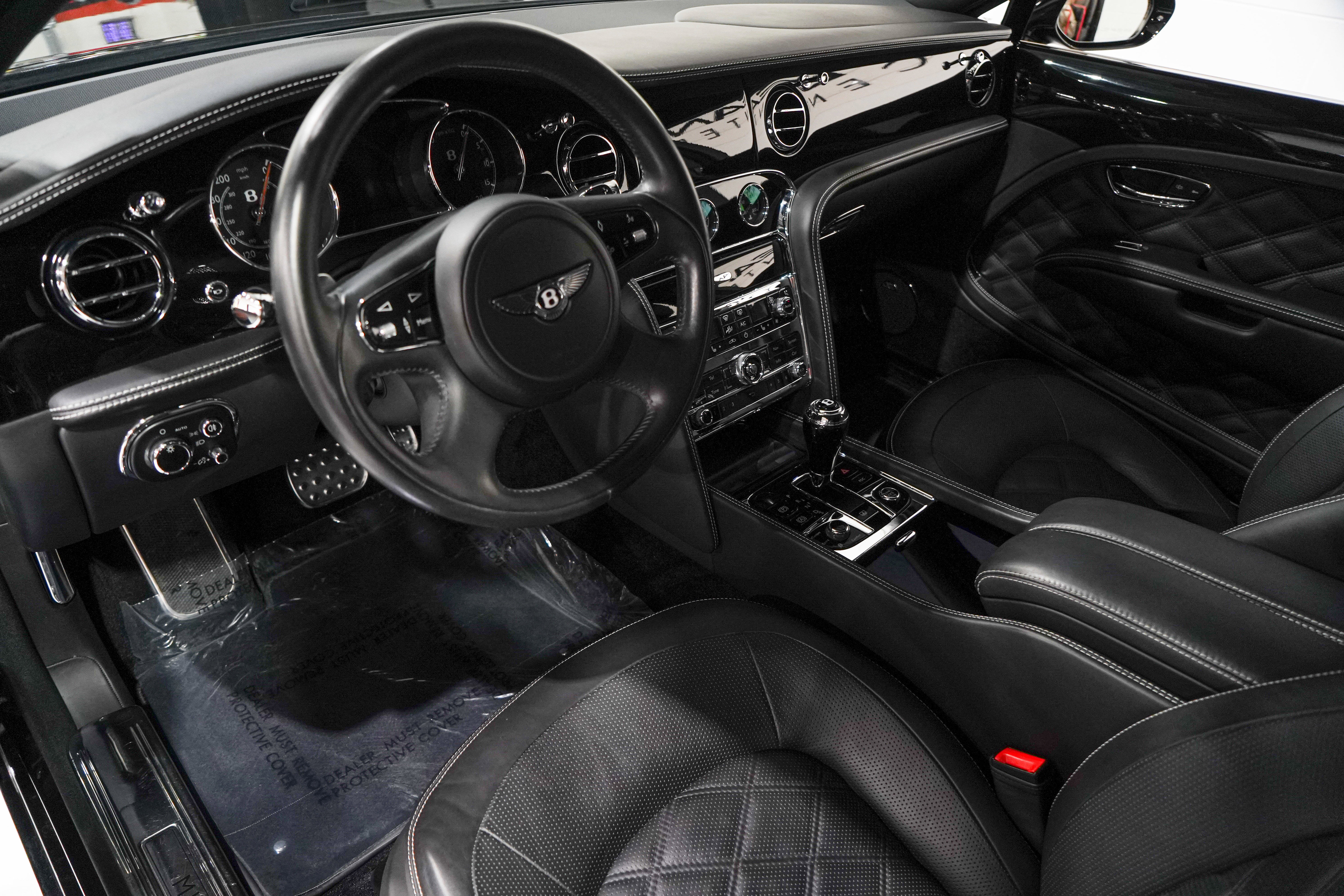 Used 2016 Bentley Mulsanne Speed RWD image 2