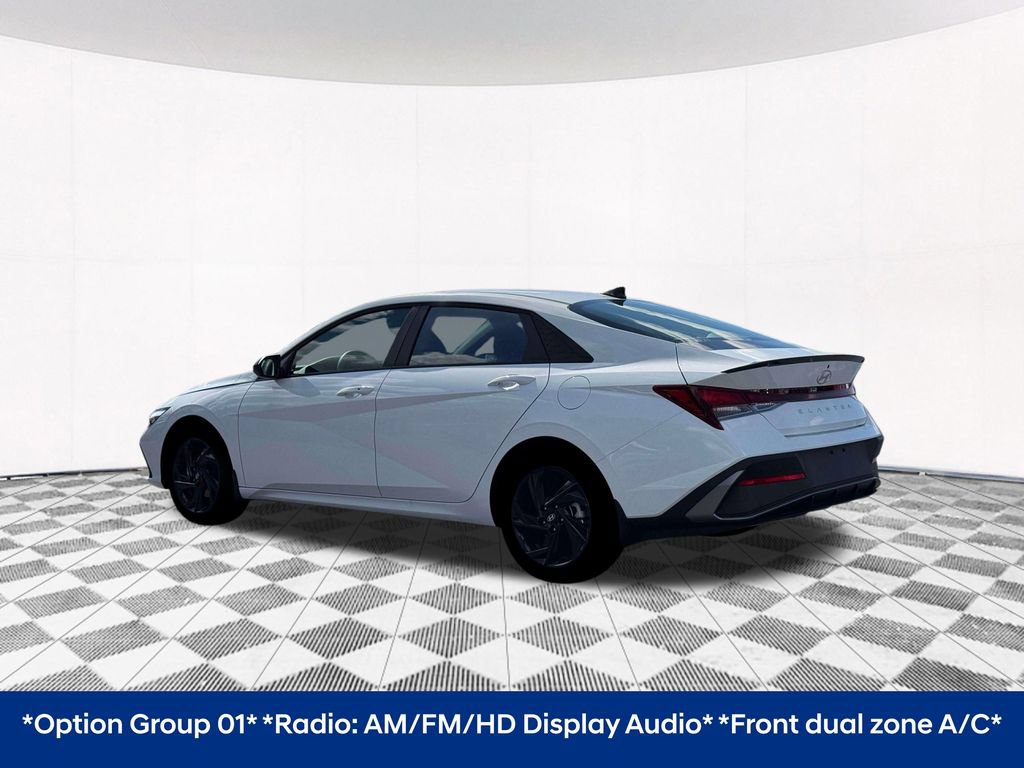 Used 2026 Hyundai Elantra Sport FWD image 6
