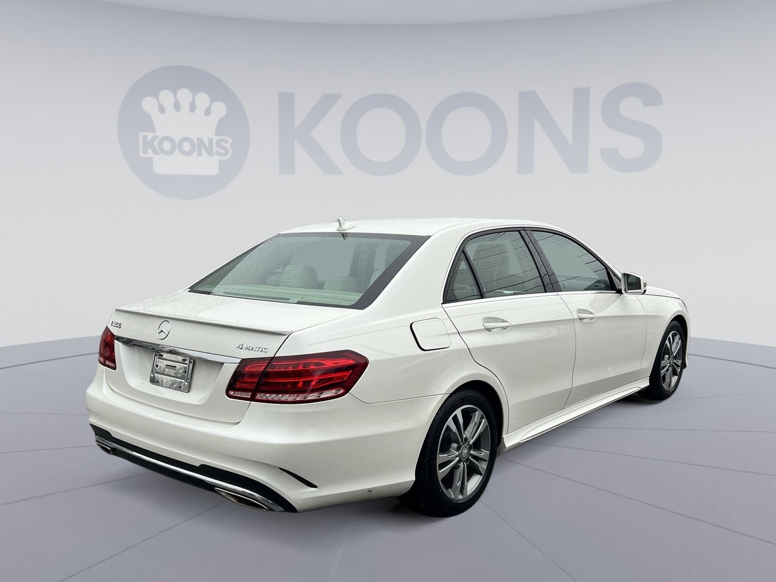 Used 2014 Mercedes-Benz E 350 4MATIC Sedan image 7