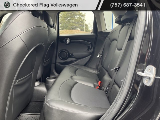 Used 2019 MINI Cooper S w/ Signature Upholstery Package image 23