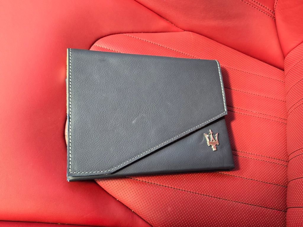 Used 2022 Maserati Levante Modena image 24