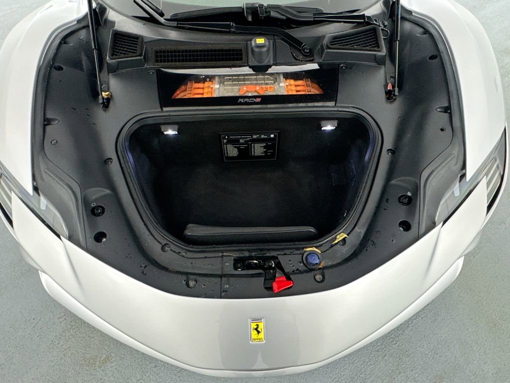 Used 2021 Ferrari SF90 Stradale AWD/4WD image 28