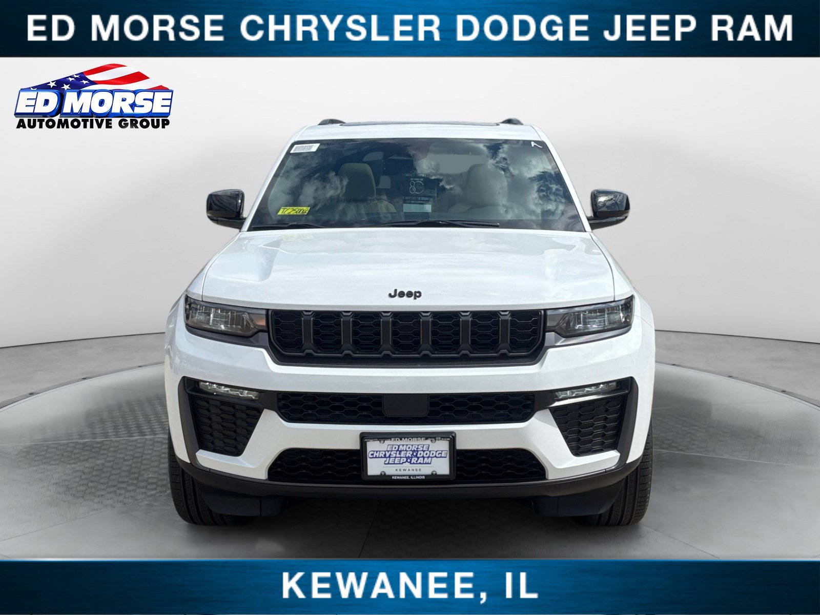 New 2026 Jeep Grand Cherokee Limited w/ Limited Altitude Package AWD/4WD image 8
