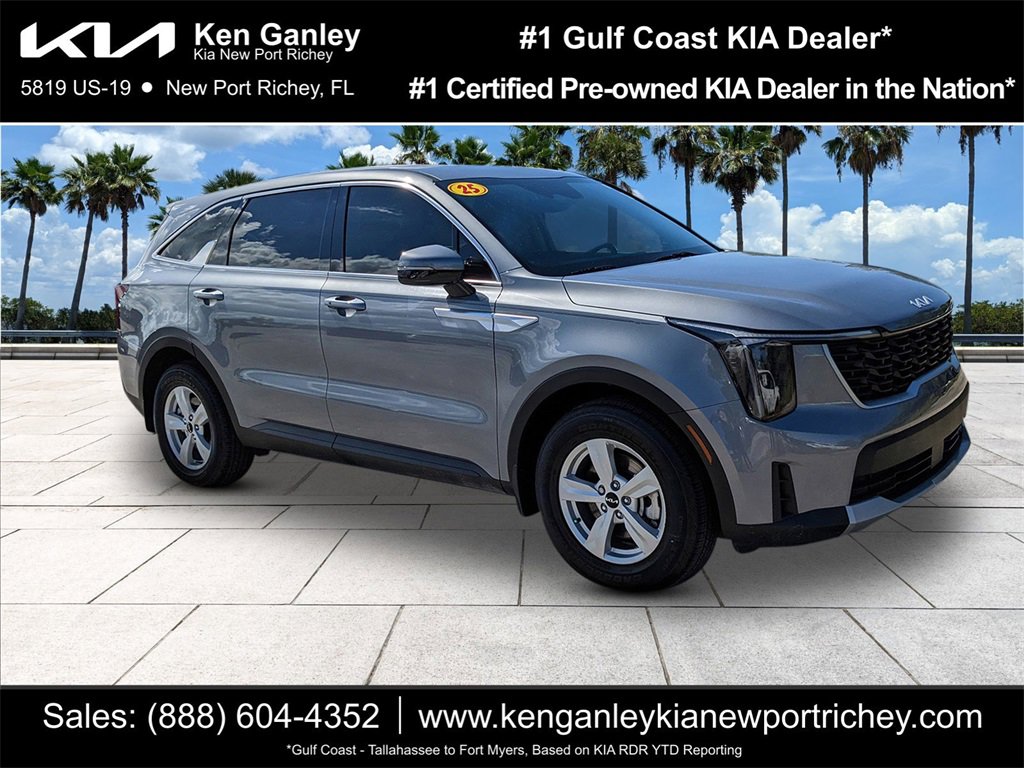 Certified 2025 Kia Sorento LX