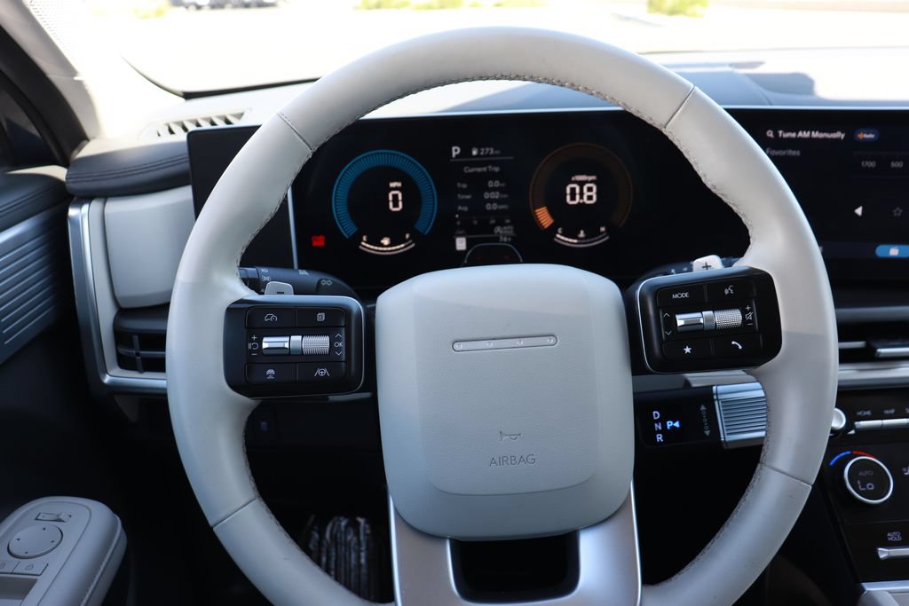 Used 2025 Hyundai Santa Fe SEL AWD/4WD image 19