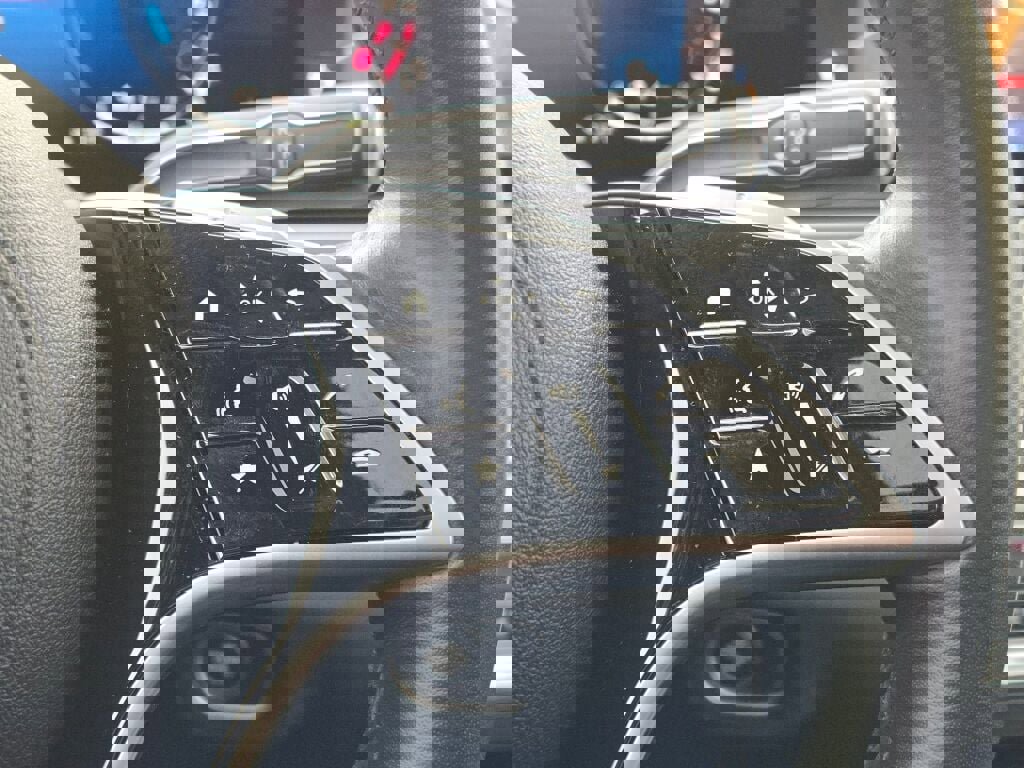 Used 2024 Mercedes-Benz GLE 450e 4MATIC image 32