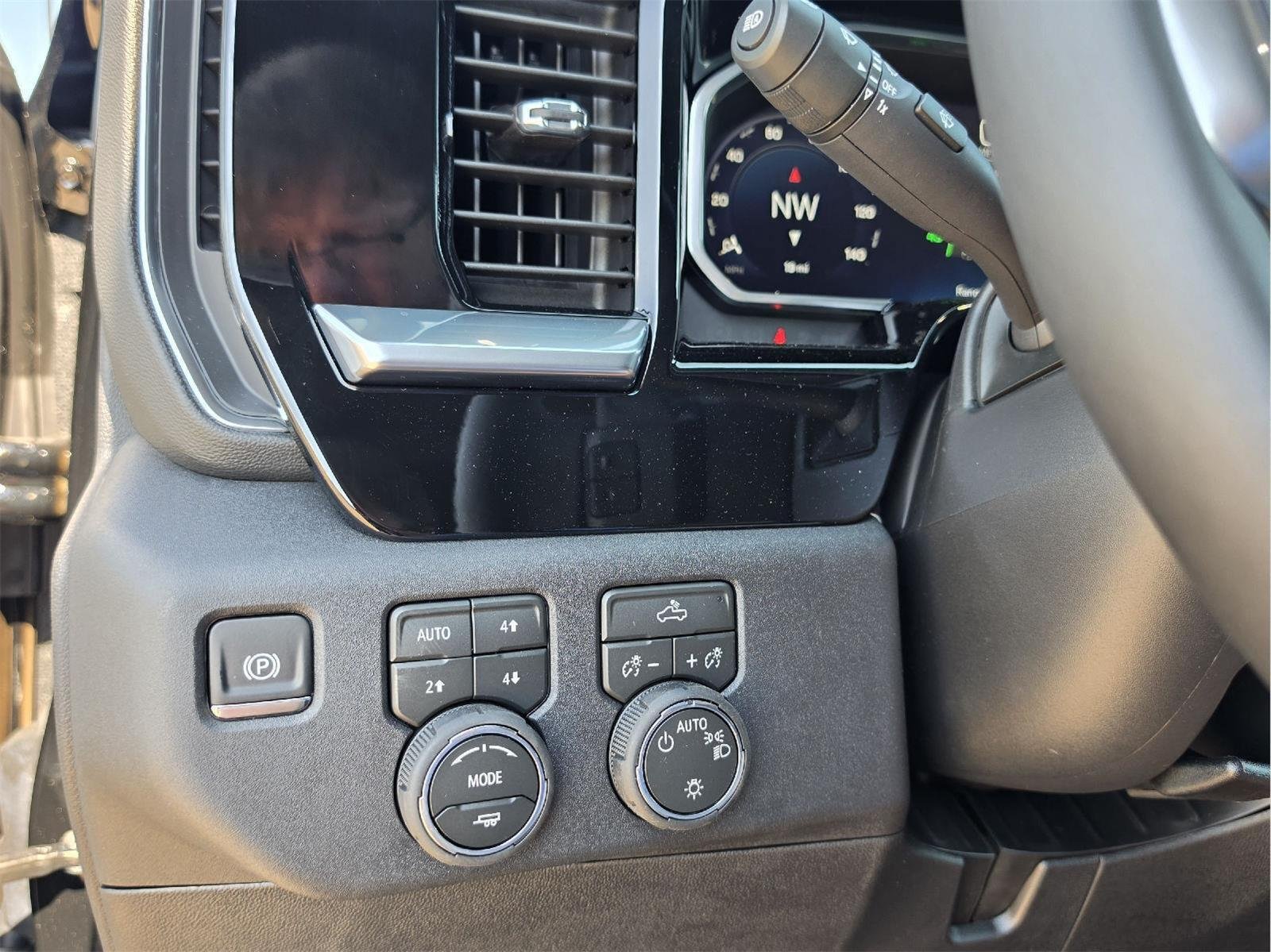 New 2026 Chevrolet Silverado 1500 LT AWD/4WD image 12