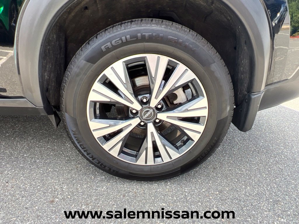 Certified 2023 Nissan Rogue SV w/ SV Premium B Package AWD/4WD image 28