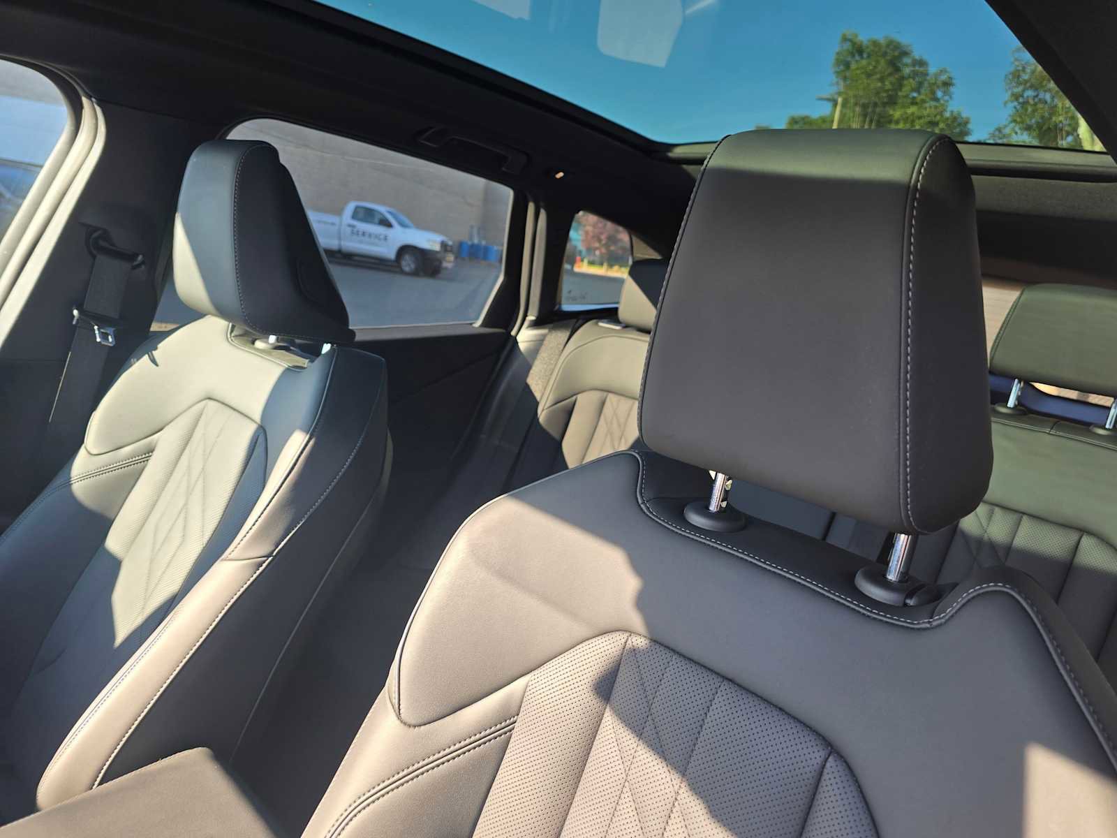 Used 2025 BMW X3 M50 image 25