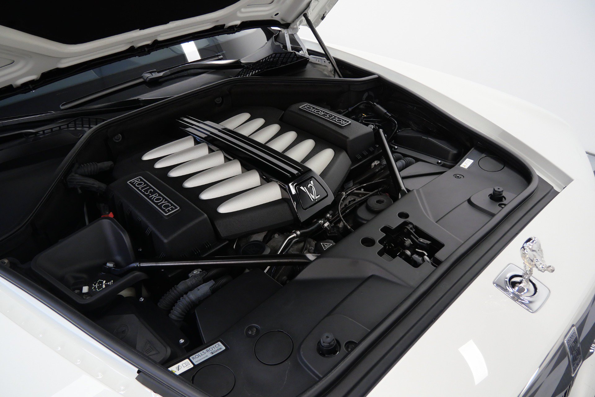 Used 2013 Rolls-Royce Ghost RWD image 41