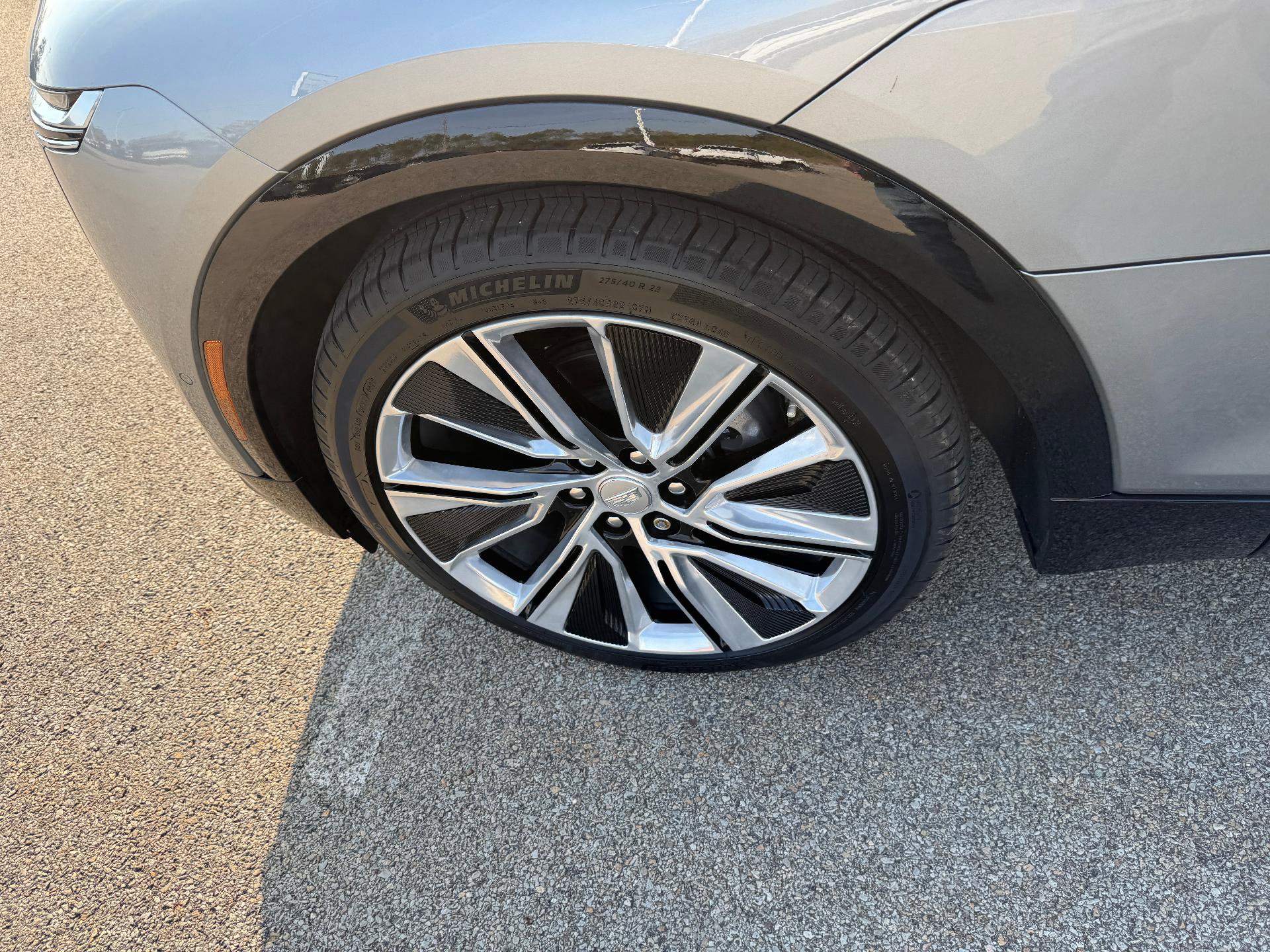 Used 2024 Cadillac Lyriq Luxury w/ LPO, Floor Liner Package image 12