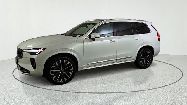 Used 2026 Volvo XC90 B6 Plus w/ Protection Package AWD/4WD image 3