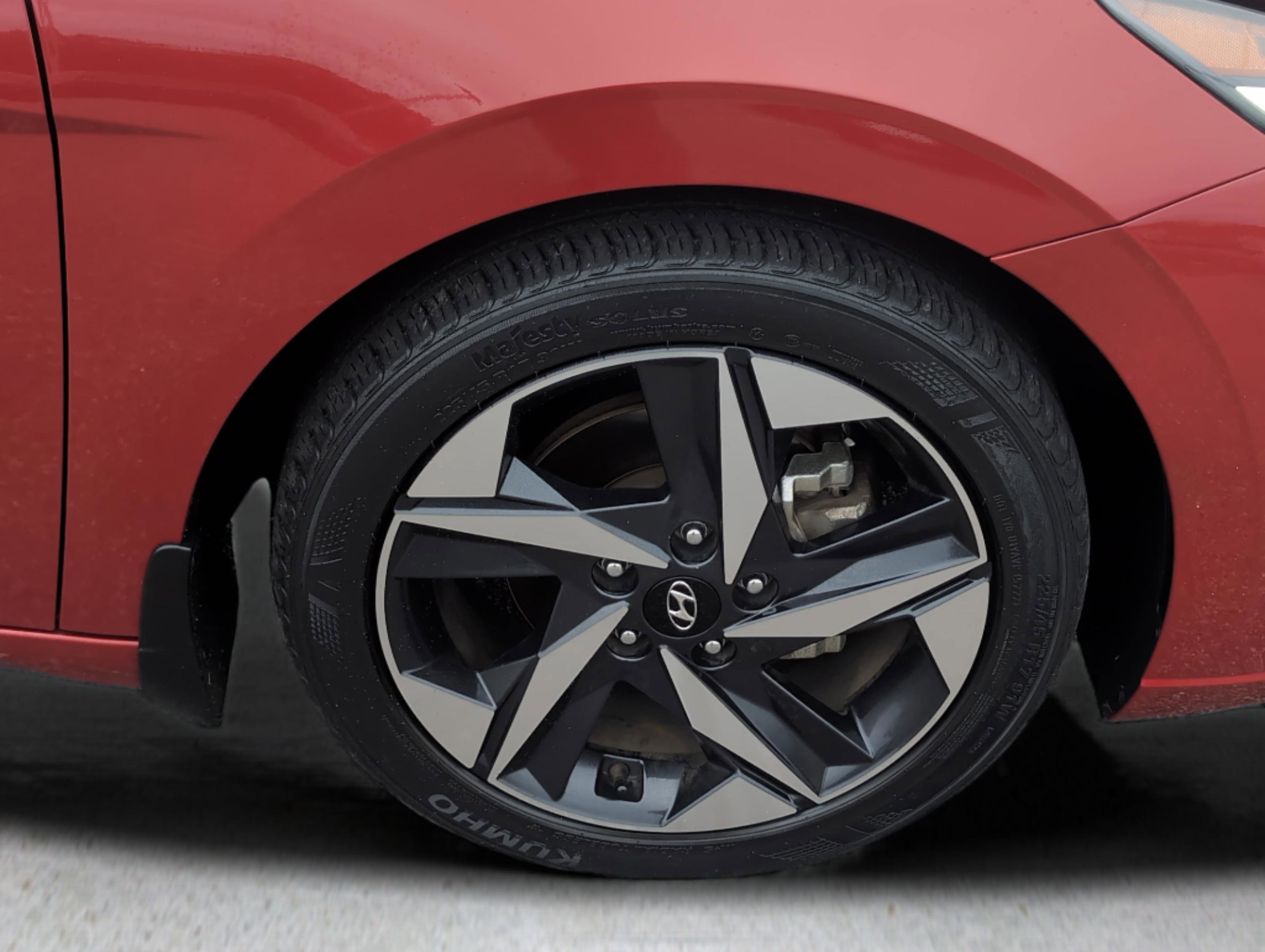 Used 2023 Hyundai Elantra SEL w/ Convenience Package image 6