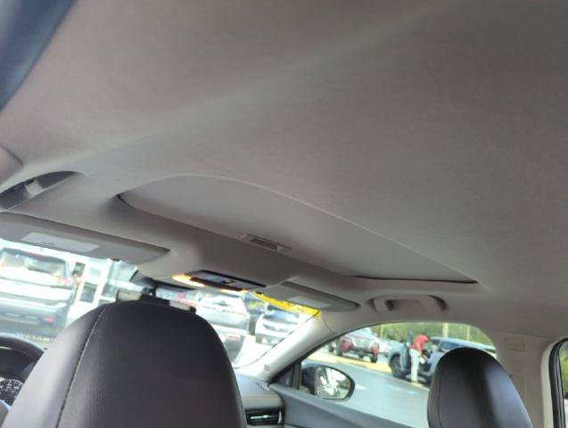 Certified 2022 Nissan Sentra SR w/ SR Premium Package FWD image 30