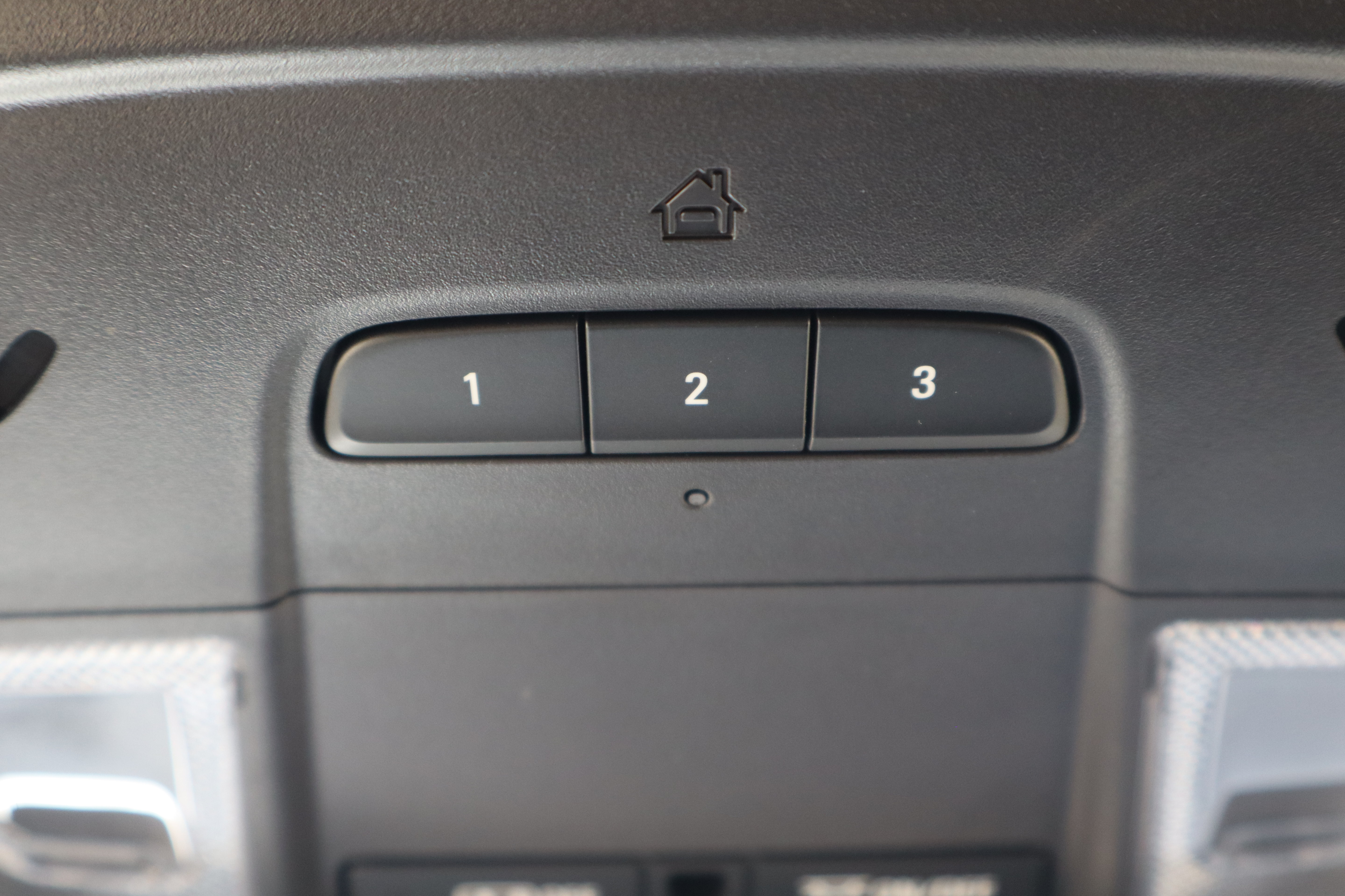 Used 2023 Chevrolet Traverse LT w/ LPO, Floor Liner Package AWD/4WD image 26