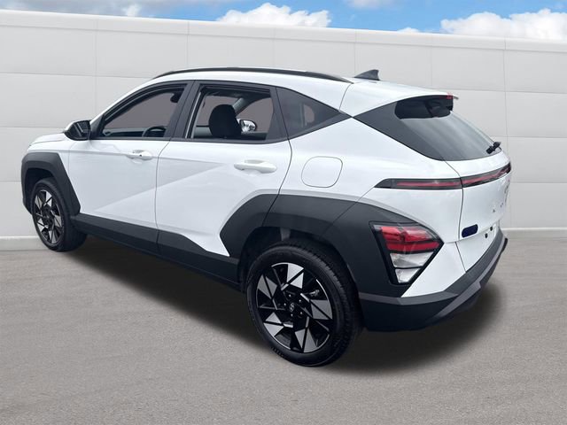 Used 2025 Hyundai Kona SEL image 3