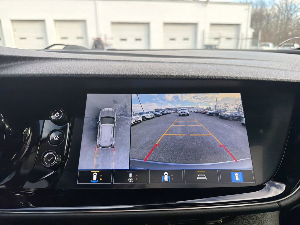 Used 2021 Buick Envision Avenir w/ Technology Package II image 25