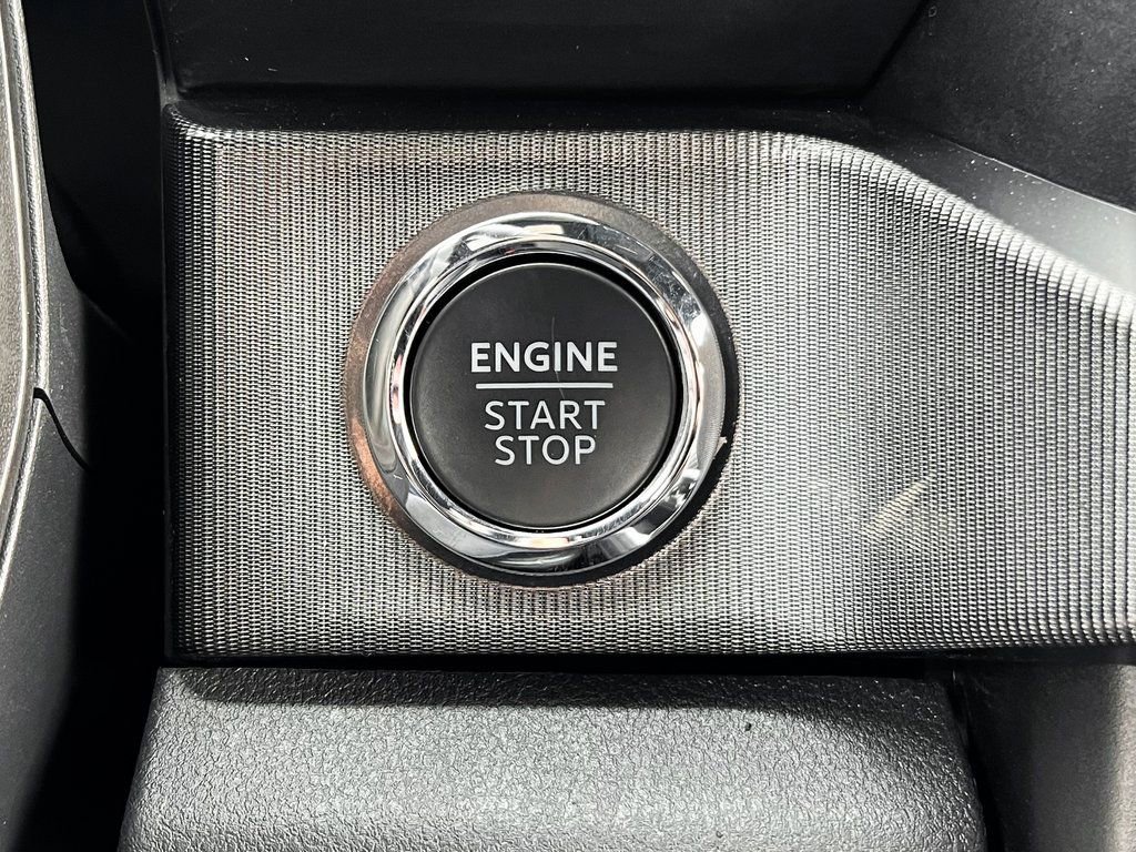 Used 2025 Ford F250 Platinum image 8