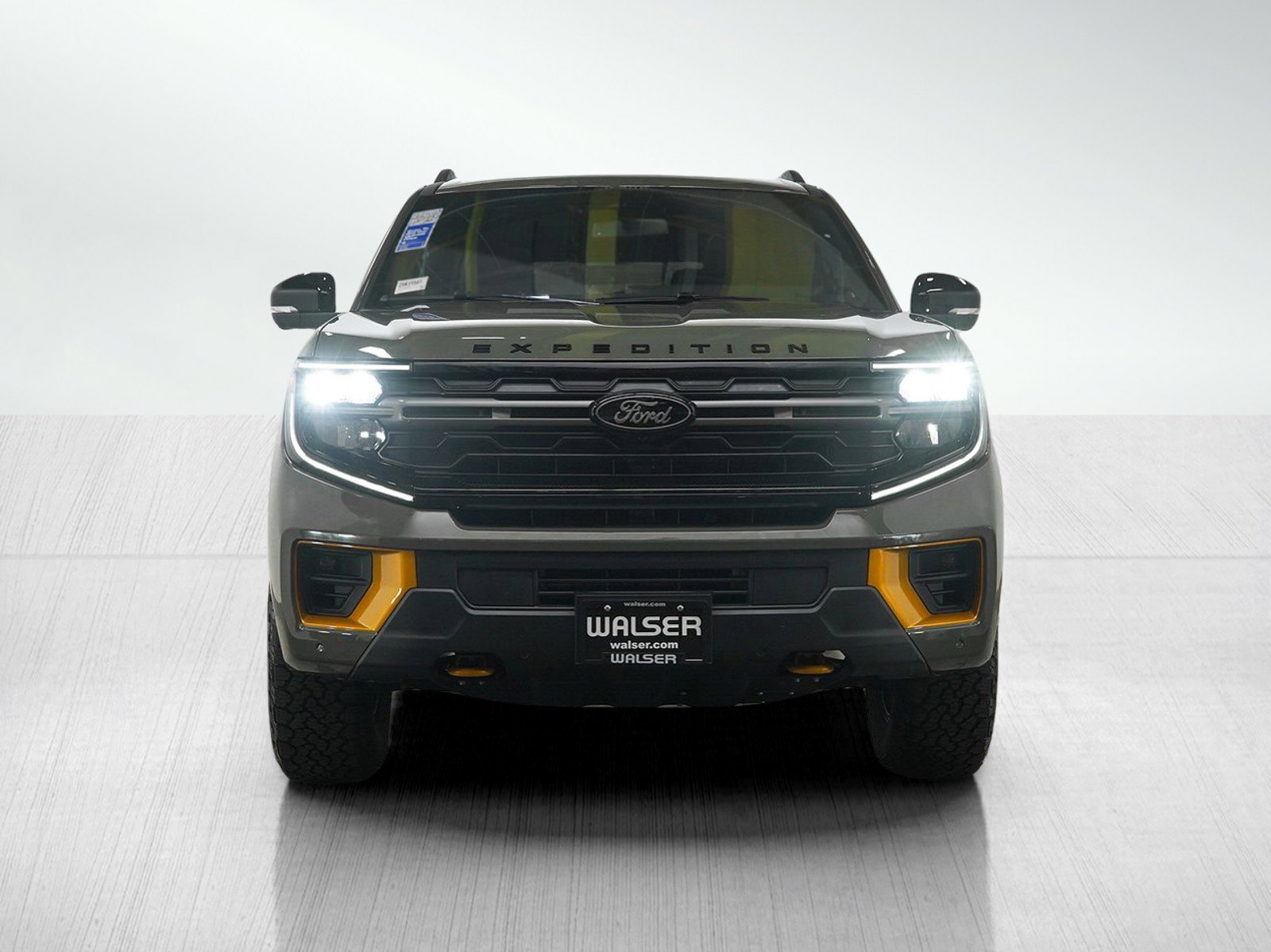 Used 2025 Ford Expedition Tremor AWD/4WD image 11