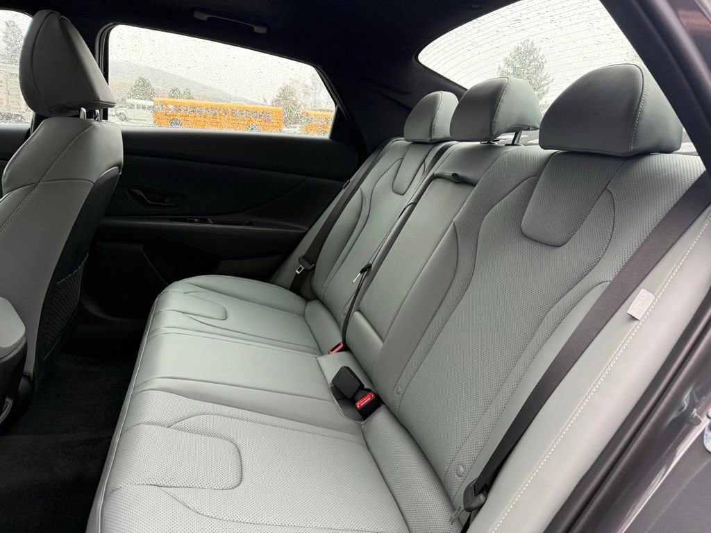 New 2026 Hyundai Elantra Limited image 17