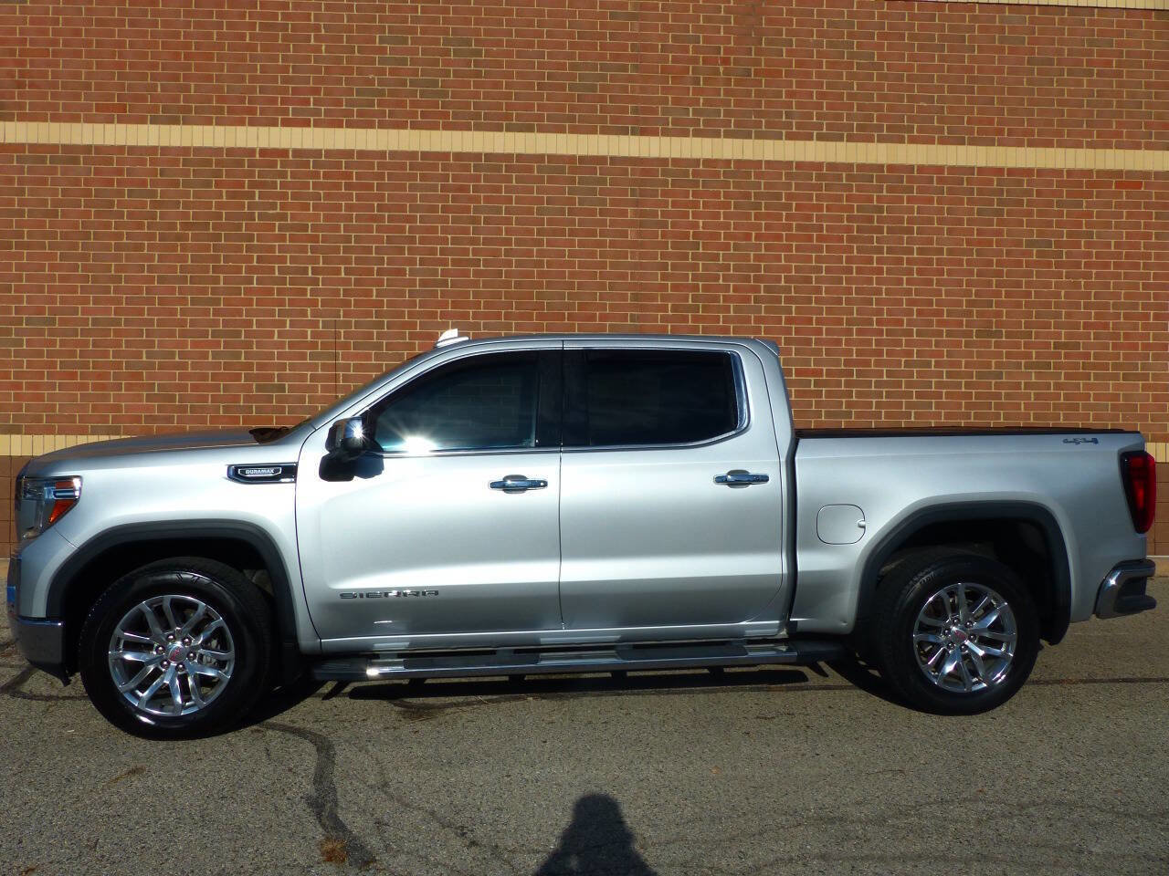 Used 2020 GMC Sierra 1500 SLT AWD/4WD image 5
