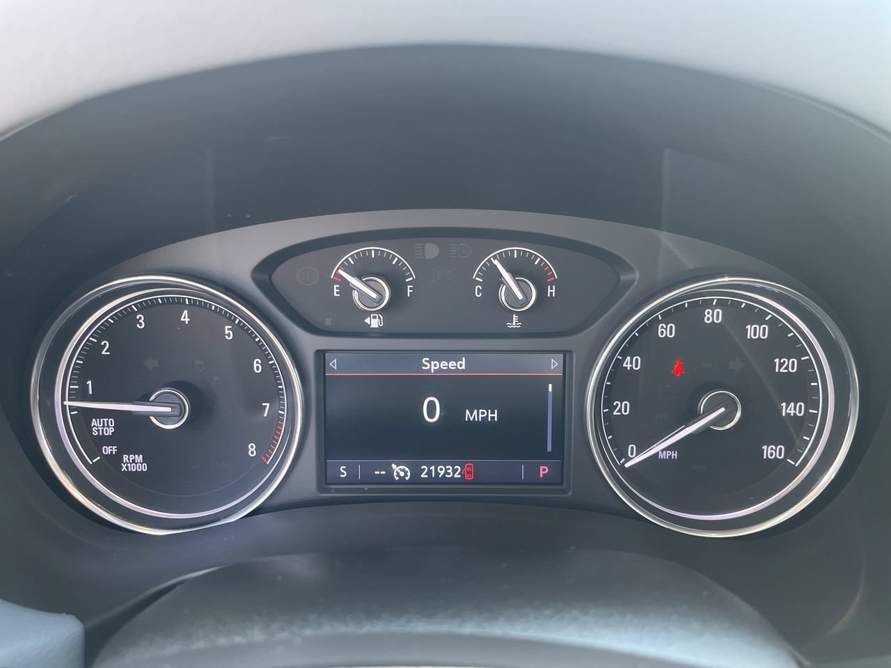 Used 2024 Buick Enclave Essence w/ Sport Touring Edition AWD/4WD image 10