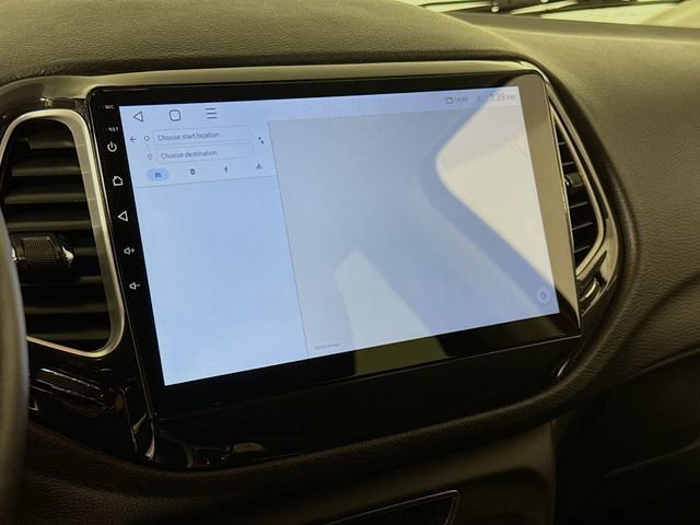 Used 2018 Jeep Compass Latitude image 13