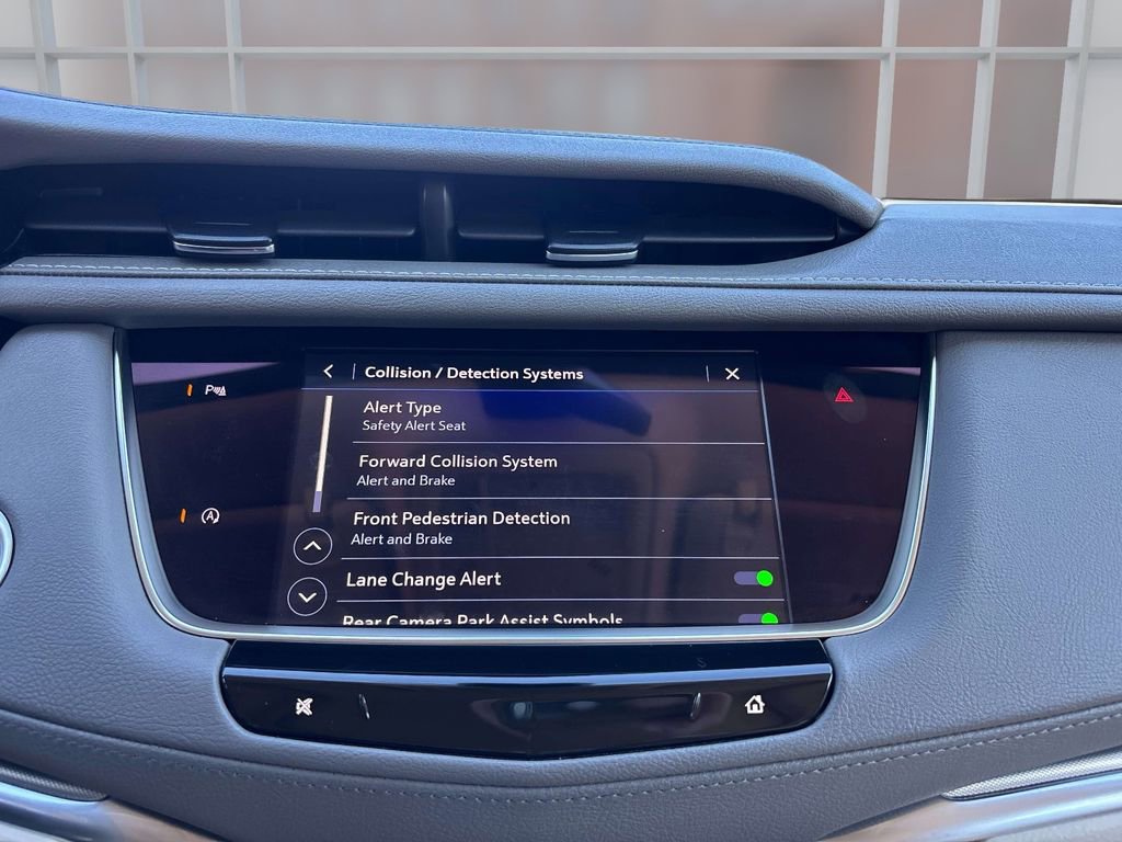 Used 2025 Cadillac XT5 Premium Luxury image 26