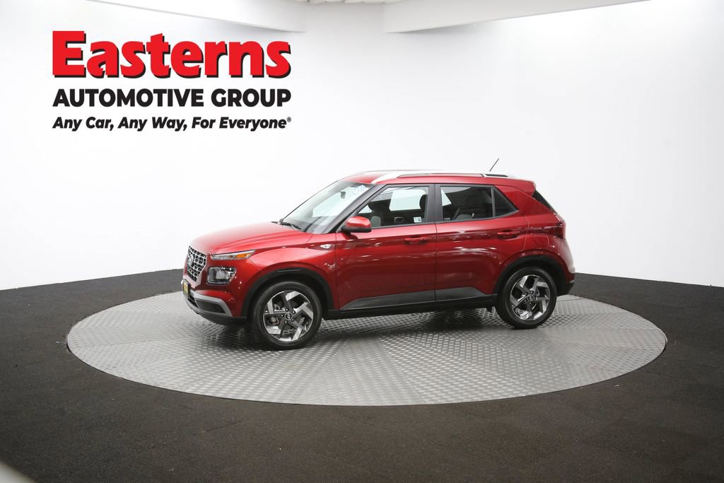 Used 2024 Hyundai Venue SEL image 58