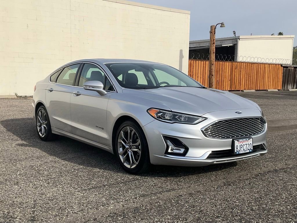 Used 2019 Ford Fusion Titanium image 8