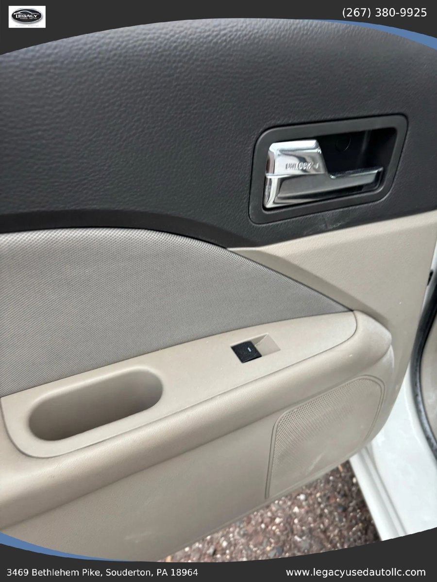 Used 2012 Ford Fusion S FWD image 20