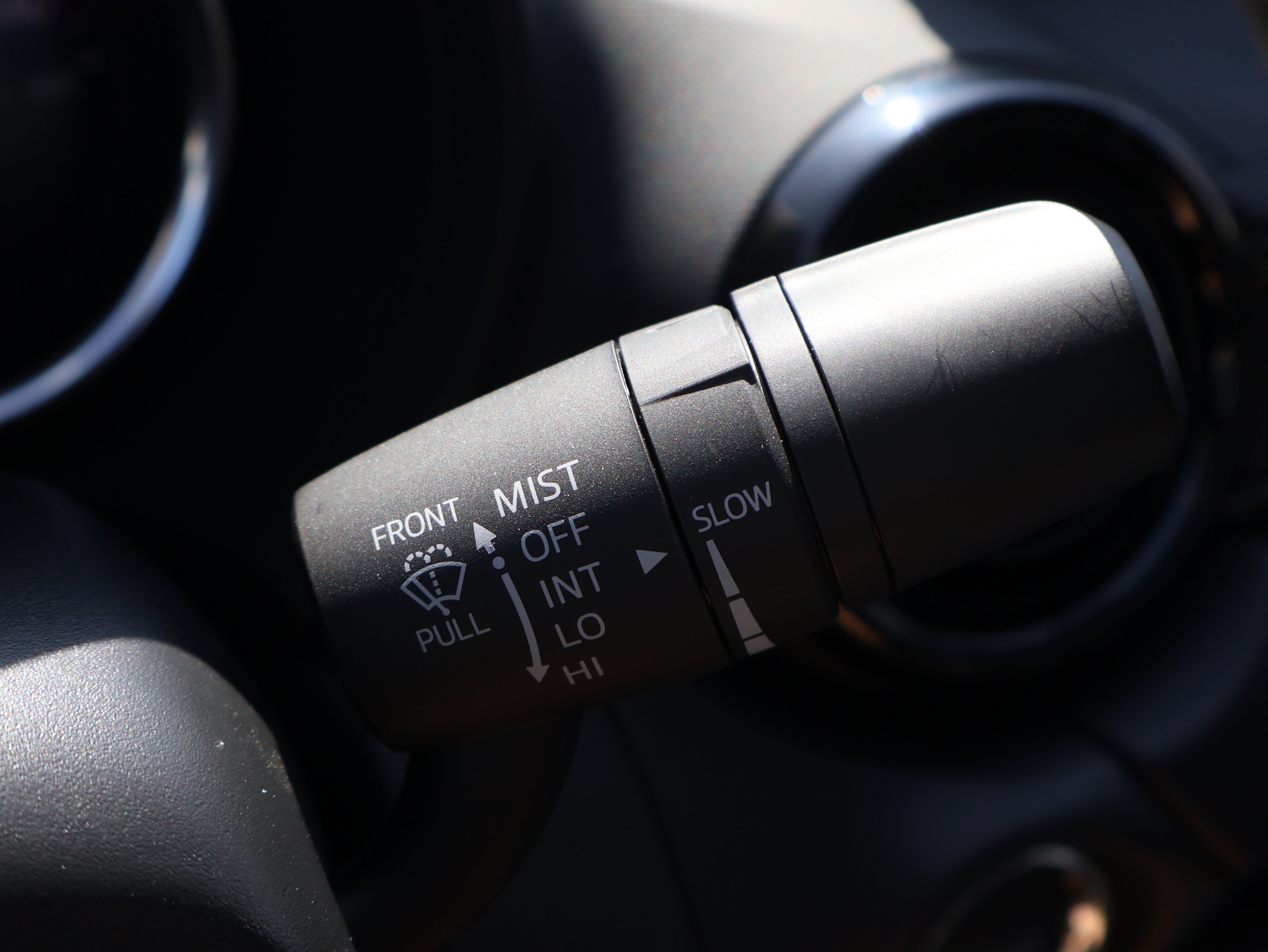 Certified 2025 MAZDA MX-5 Miata Club RWD image 32