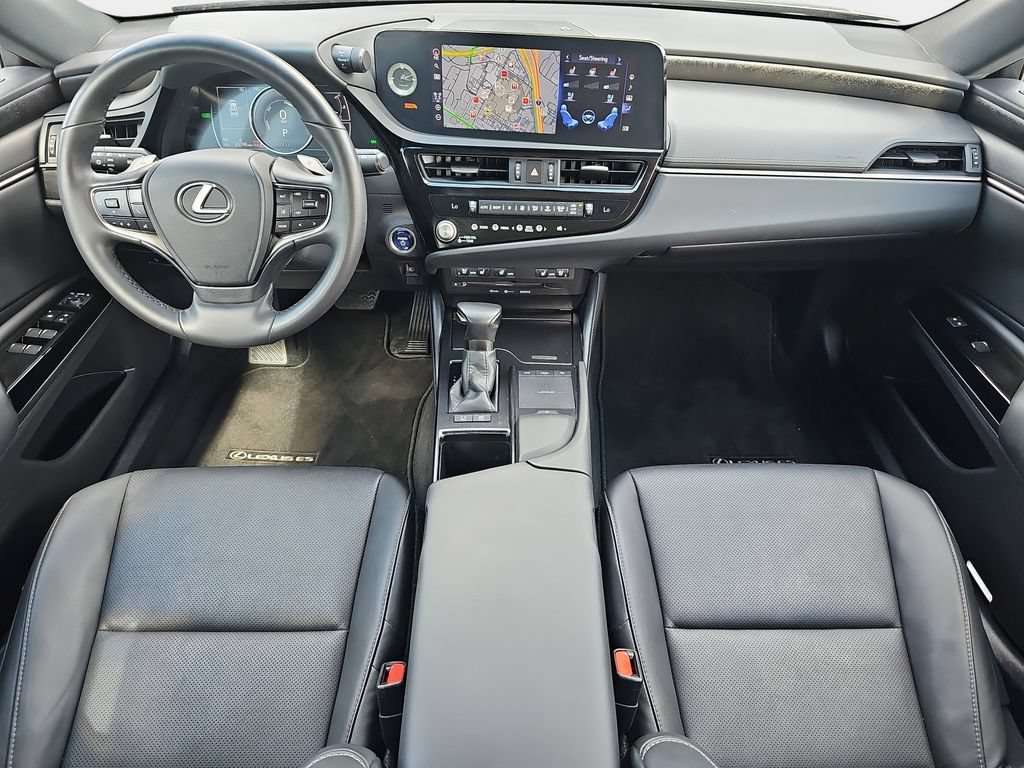 Certified 2022 Lexus ES 300h w/ Premium Package FWD image 9