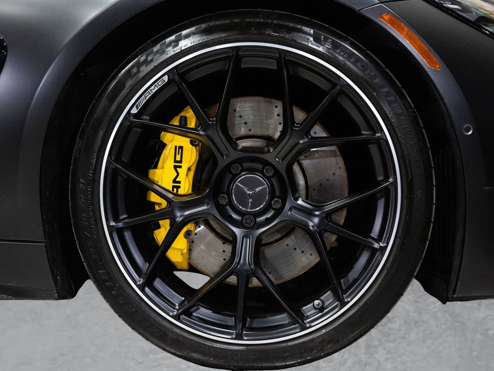 Used 2025 Mercedes-Benz AMG GT 63 image 8