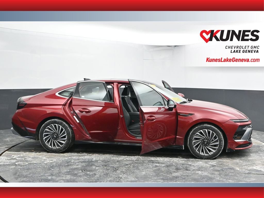 Used 2024 Hyundai Sonata Limited image 59