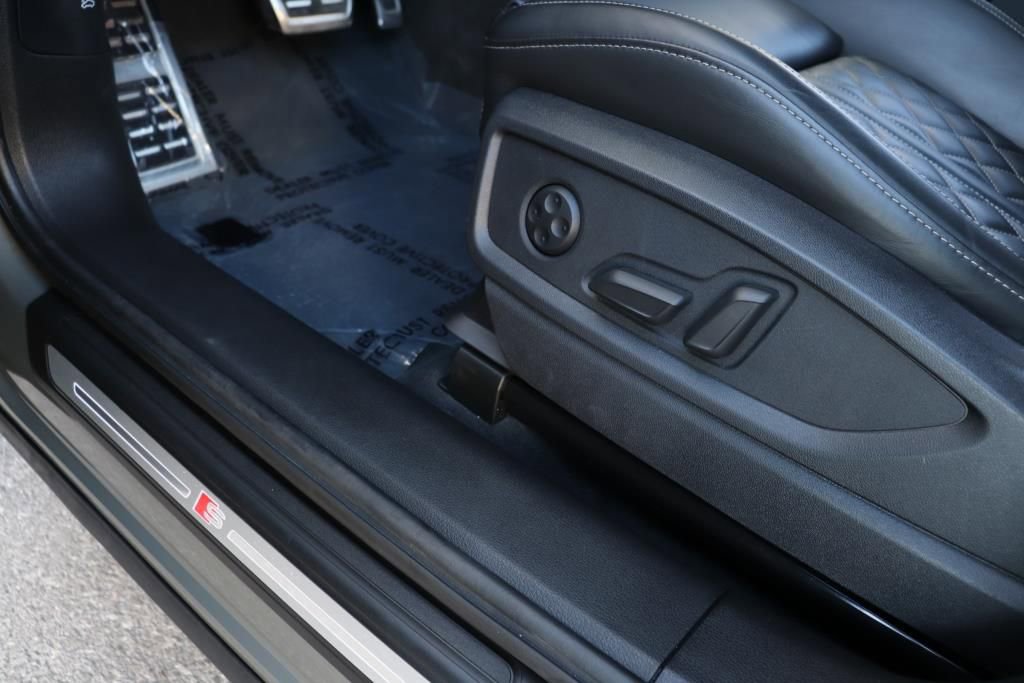 Used 2023 Audi SQ5 Premium Plus w/ Premium Plus Package image 17