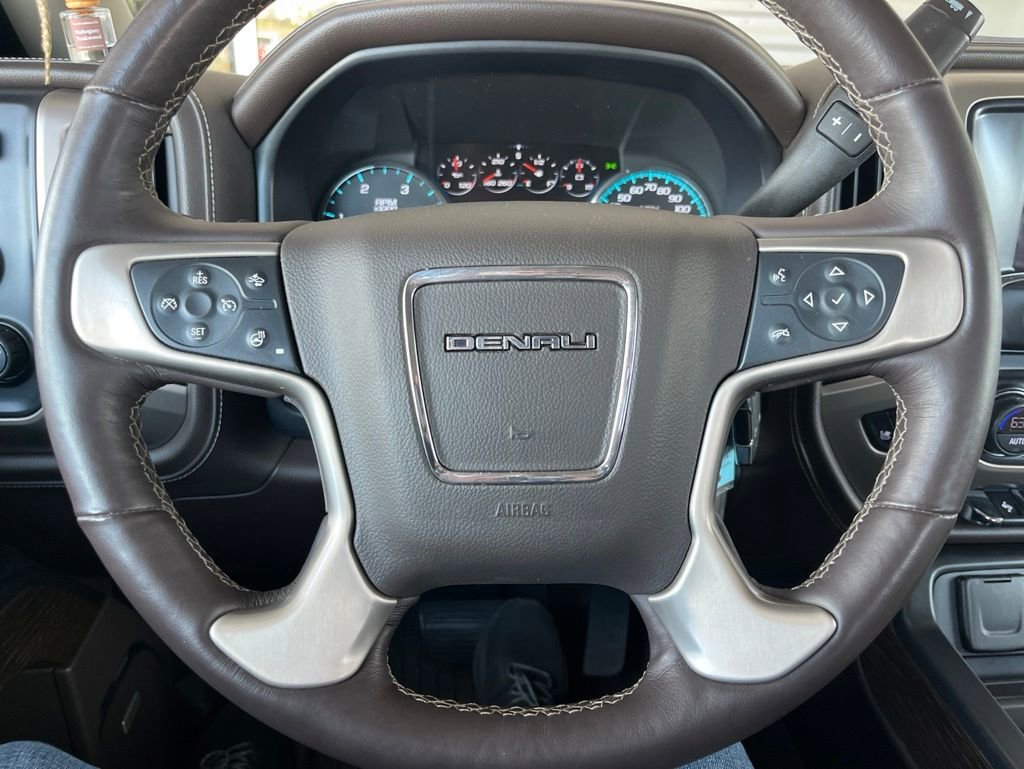 Used 2017 GMC Sierra 2500 Denali w/ Duramax Plus Package AWD/4WD image 8