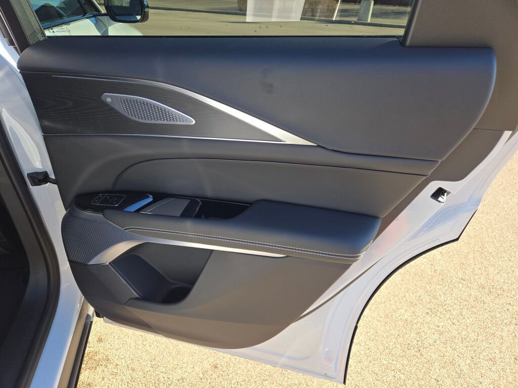 New 2026 Cadillac Lyriq Premium Sport image 9