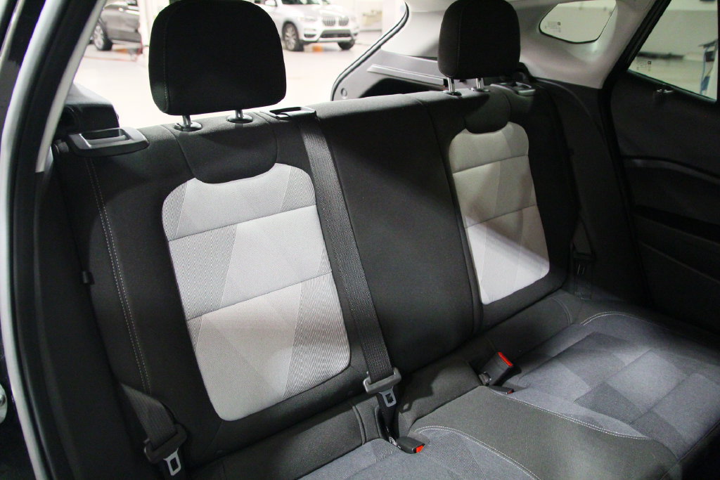 Used 2025 Chevrolet Trax LS w/ LS Convenience Package FWD image 23