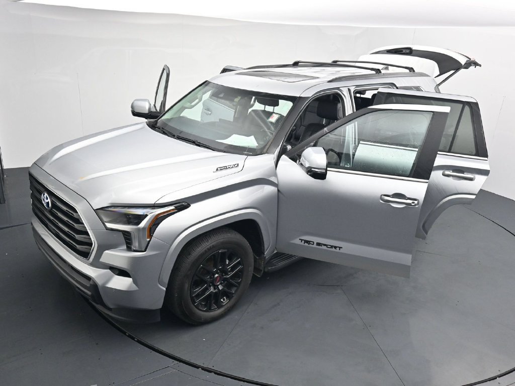 Used 2024 Toyota Sequoia SR5 w/ SR5 Premium Package AWD/4WD image 26