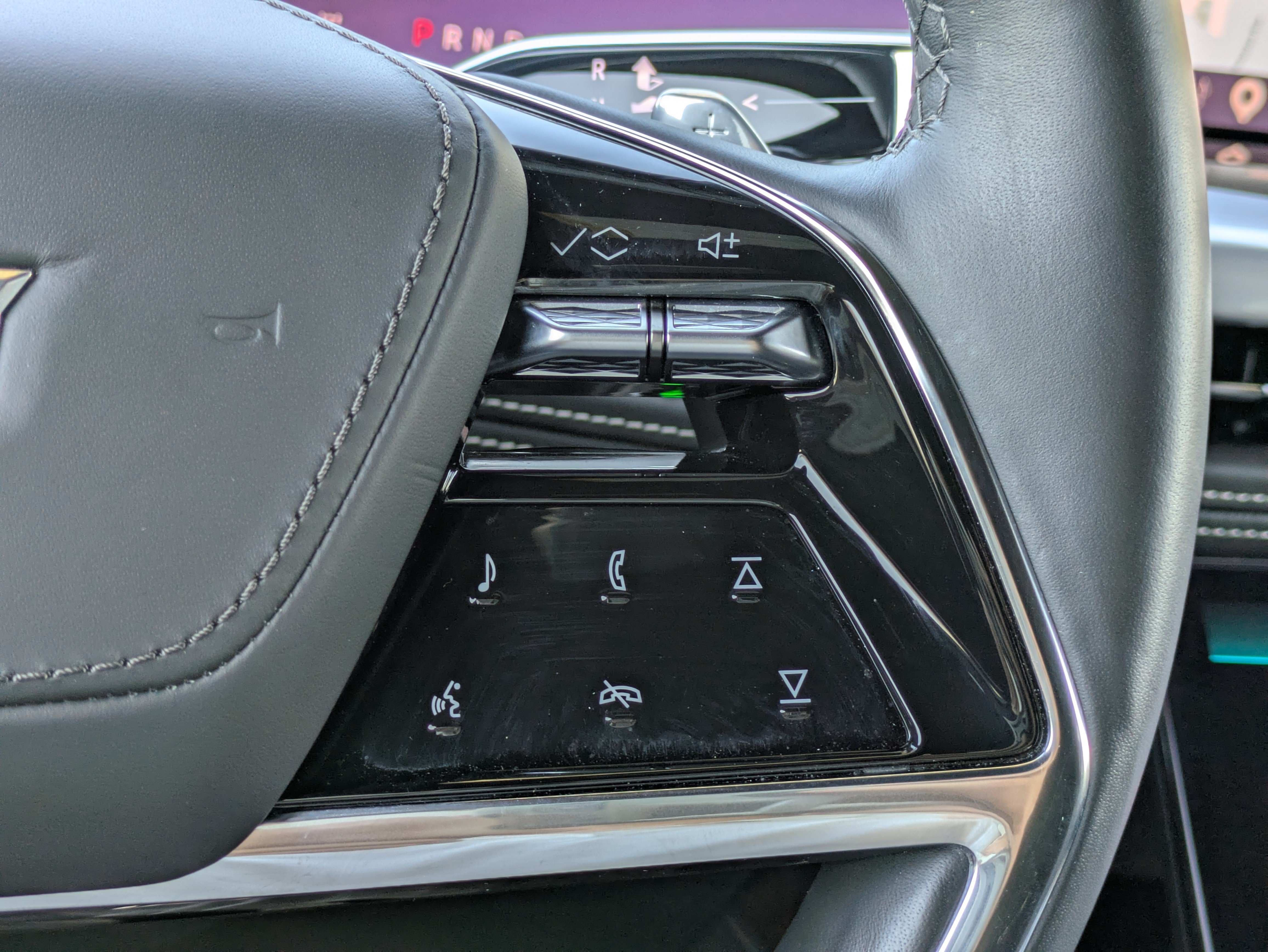 Certified 2025 Cadillac Escalade Sport Platinum w/ LPO, Floor Liner Package AWD/4WD image 26