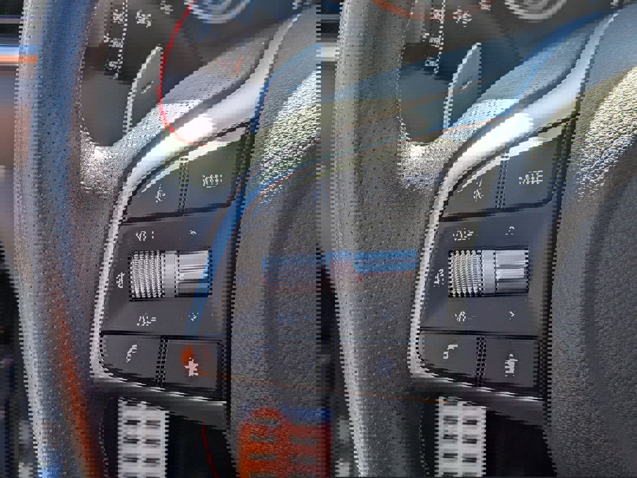 Used 2023 Genesis G70 2.0T w/ Sport Prestige Package RWD image 14