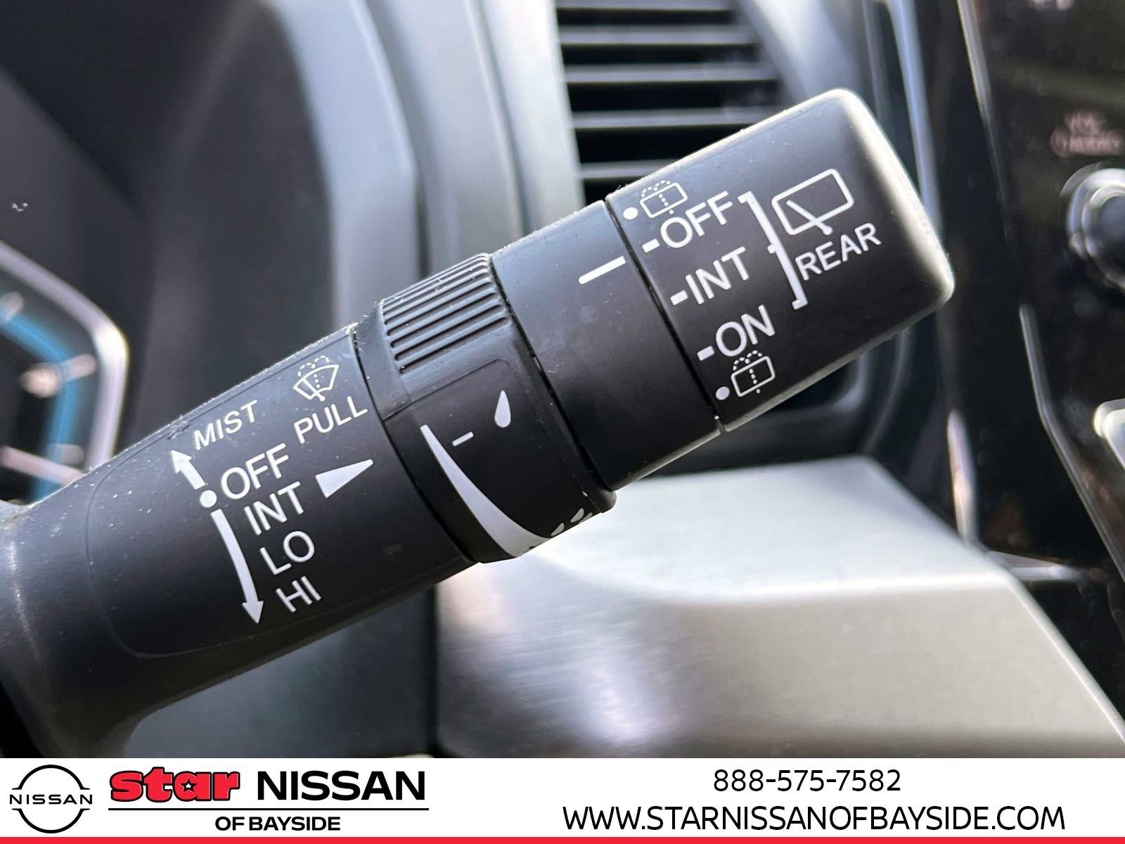 Used 2024 Honda Odyssey EX image 23