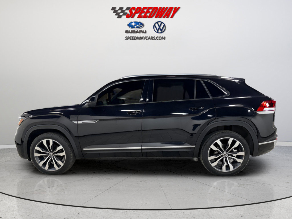 Certified 2023 Volkswagen Atlas Cross Sport SEL Premium R-Line image 4