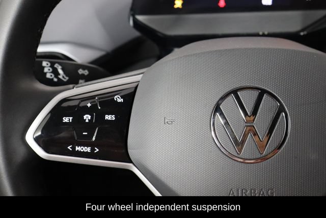 Used 2023 Volkswagen ID.4 2WD image 7