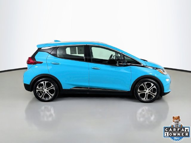 Used 2021 Chevrolet Bolt Premier w/ Infotainment Package FWD image 13