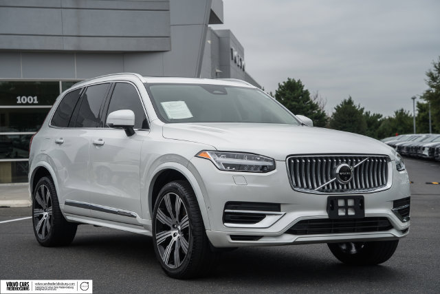 Certified 2024 Volvo XC90 T8 Ultimate w/ Lounge Package AWD/4WD image 1