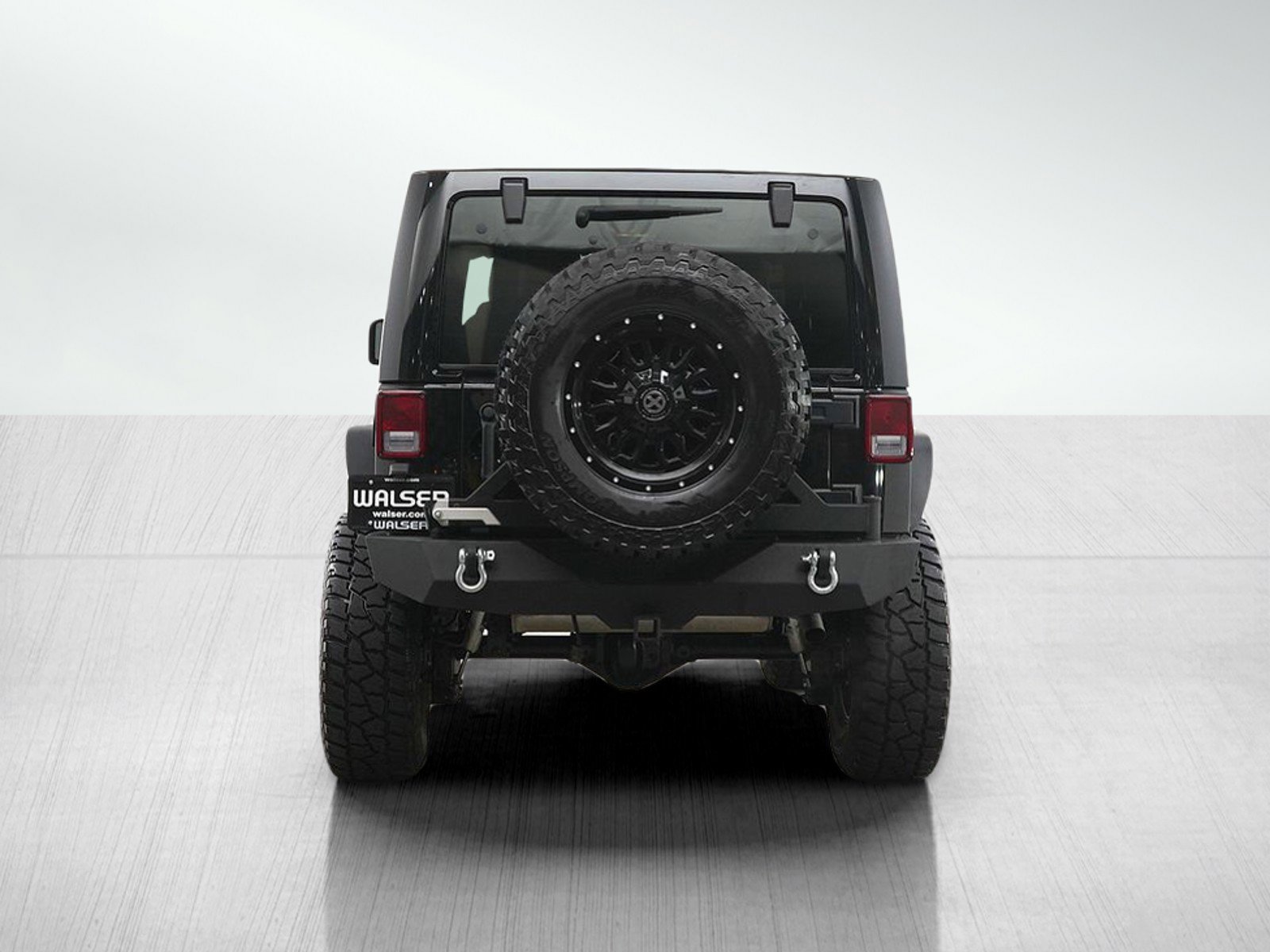 Used 2016 Jeep Wrangler Rubicon w/ Power Convenience Group AWD/4WD image 4