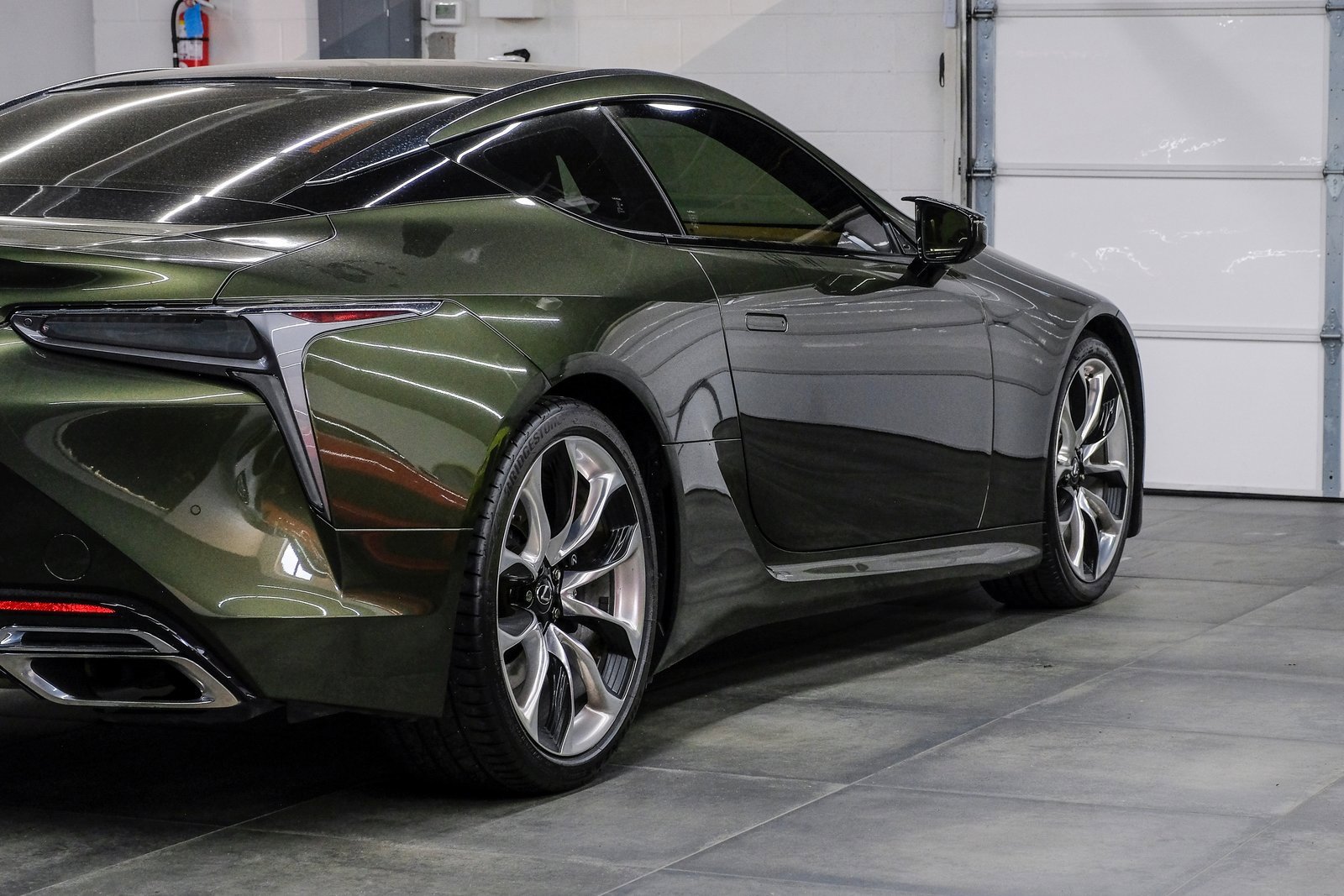 Used 2021 Lexus LC 500 Coupe w/ Performance Package image 14
